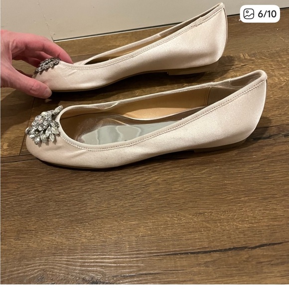 Badgley Mischka Blush Flats with Crystal Embellishment - Picture 6 of 9